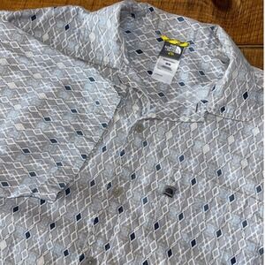 The North Face Mens A5 Series Short Sleeve Geometric Print Camp Shirt Size M